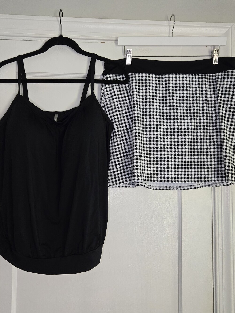 Lands' End Black Tankini Top with Black & White Gingham Swim Skirt Women's 16P/L
